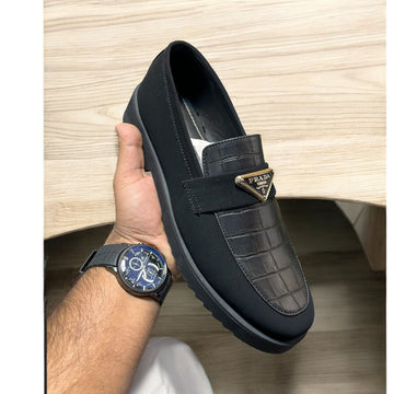 Black Parada Buckle High Sole